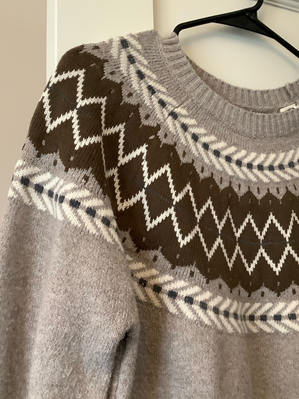 Weatherproof Men's Crewneck Fair Isle Sweater in Gray and Brown - Picture 4 of 7